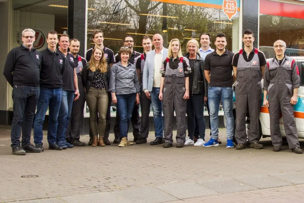 auto service car servicing maintenance and repairs auto garage vakgarage utrecht